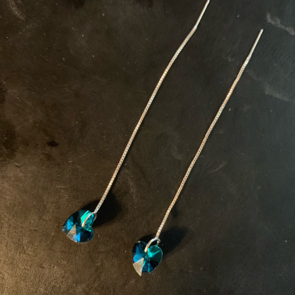 Earrings - Picture 4 of 4